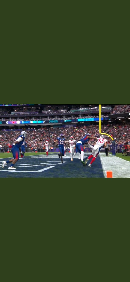 ZombieRaider707's tweet photo. TD ๐ #HunterRenfrow gonna miss live tweeting that until the new NFL year starts. #RaiderNation #ProBowl22 https://t.co/Oos0RWfnVG