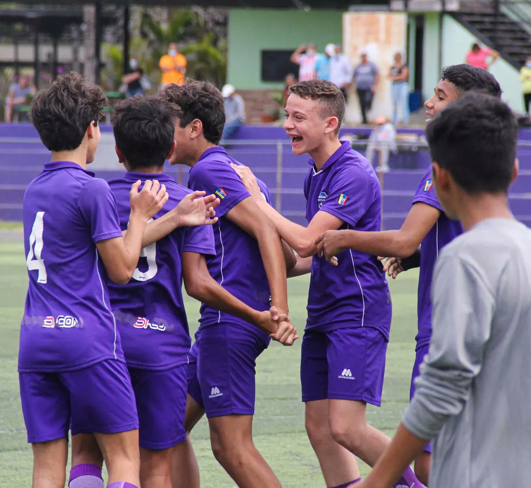 MetroCantera's tweet photo. ¡Jornada de goles para el violeta! 🤙

Continuamos soñando con el torneo #ConmebolEvolution🏆 y vamos paso a paso. 

Disfruta de los mejores momentos de la jornada 🆚 Charallave SC.

📸 @leoneltellez10

#VamosMetro 💜⚽ https://t.co/sk8iUjrmTv