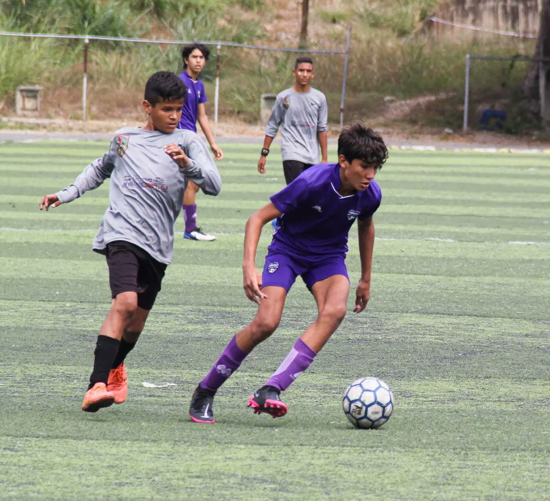 MetroCantera's tweet photo. ¡Jornada de goles para el violeta! 🤙

Continuamos soñando con el torneo #ConmebolEvolution🏆 y vamos paso a paso. 

Disfruta de los mejores momentos de la jornada 🆚 Charallave SC.

📸 @leoneltellez10

#VamosMetro 💜⚽ https://t.co/sk8iUjrmTv