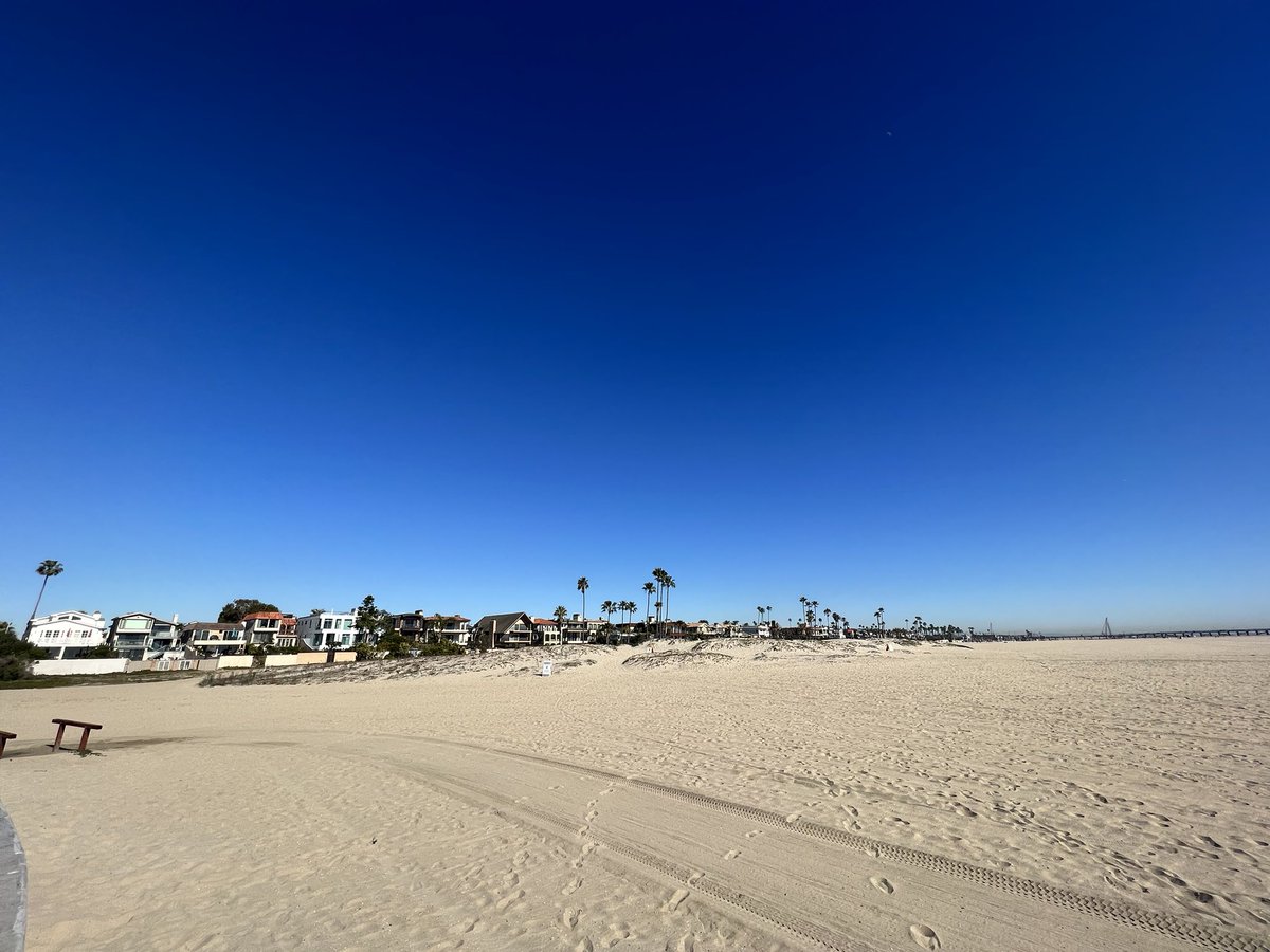 theFinnishSisu's tweet photo. Seal Beach #getoutisde https://t.co/pd3yukR67E