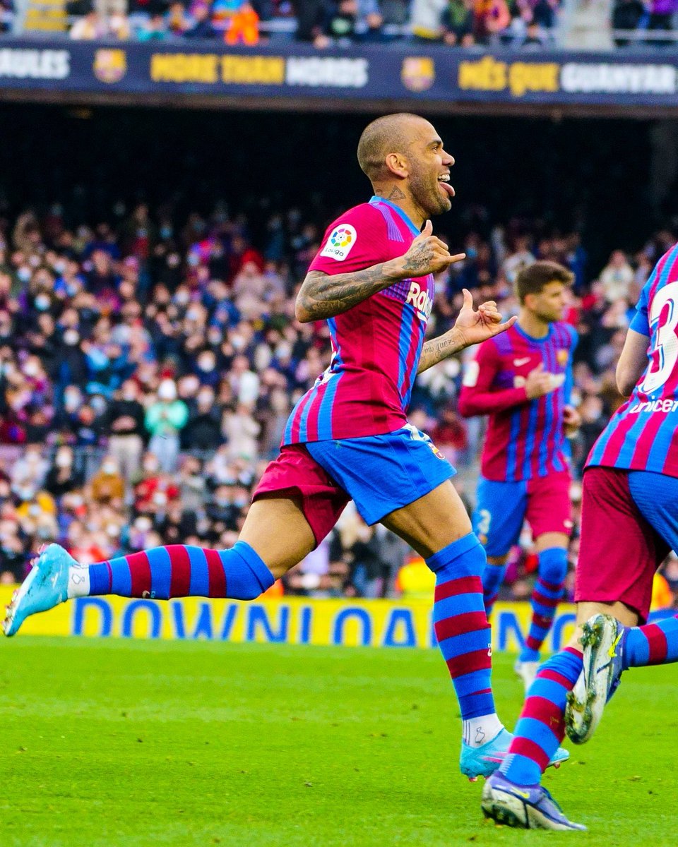 srDaniAlves's tweet photo. Jogo numeroooo 1000, o resto é história 🤙🏾🤪!! https://t.co/ZIDucKXqFc