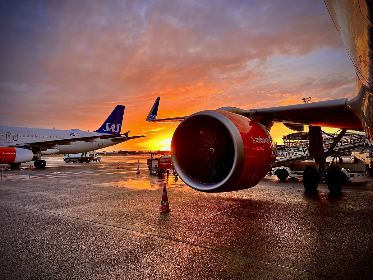 SasCaptain's tweet photo. Sunday evening blues… #CPH #sascaptain https://t.co/nhhQjga0rr