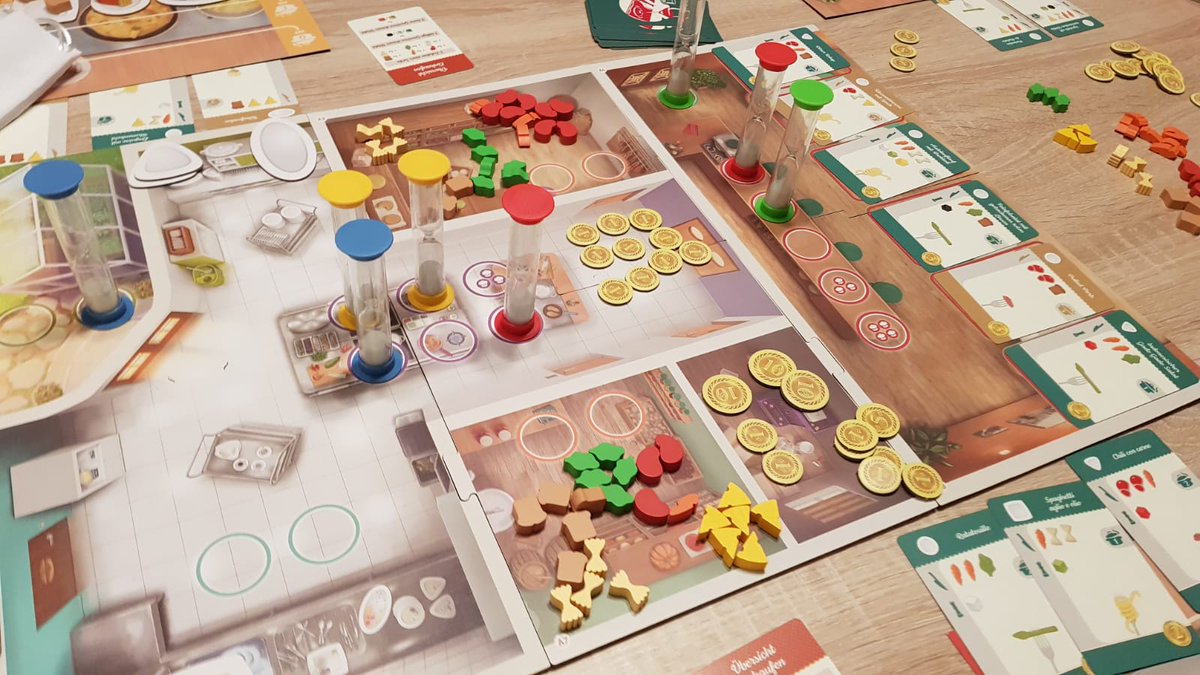 Sibi30015224's tweet image. #KitchenRush. Lustiges Echtzeit-Spiel. Ganz schön hektisch gehts da in so ner Küche zu. Fand ich ganz nice für zwischendurch. Ist mal wieder was anderes und das Thema gefällt mir! Würd ich durchaus wieder mitspielen. Sieht auch sehr lecker aus! Das Auge isst äh spielt mit! 🍔🥗🍳