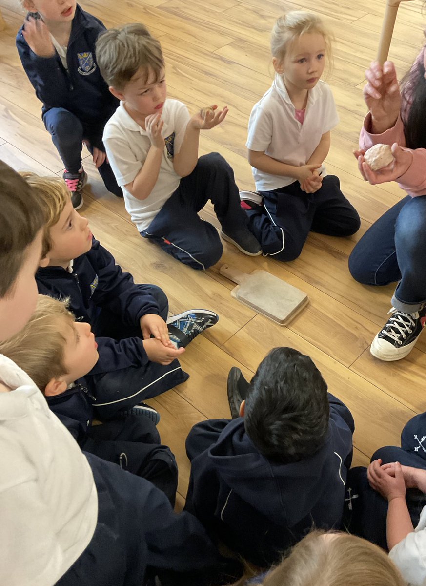 stpeters2_8's tweet photo. Exploring geodes and making our own crystals in Reception #littlescientists #investigating #exploring https://t.co/iG3K7ICbLe