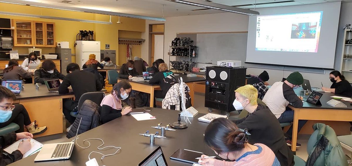 Our first semester of a bonafide #bioart class (first of its kind) here <a href="/SyracuseU/">Syracuse University</a> between <a href="/SU_VPA/">SyracuseU VPA</a> and <a href="/SUBiology/">Syracuse University Biology Department</a> and @ArtSciencesSU.  Can't wait to get everyone doing microscopy!