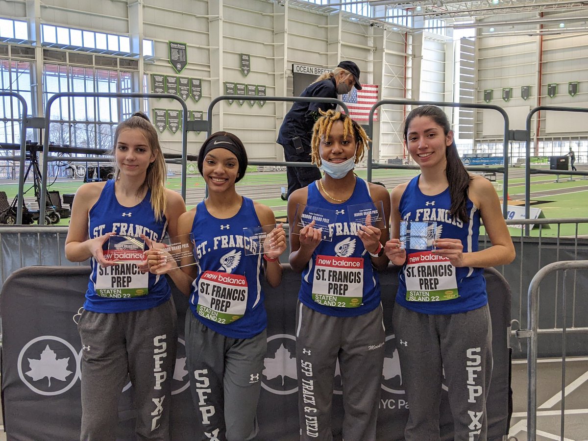 Sprint Medley relay places third at the Grand Prix Championship. 4:25.40
Sydney Morgan - Anaya Raymond - Morgan Donaldson &amp; Grace Hughes