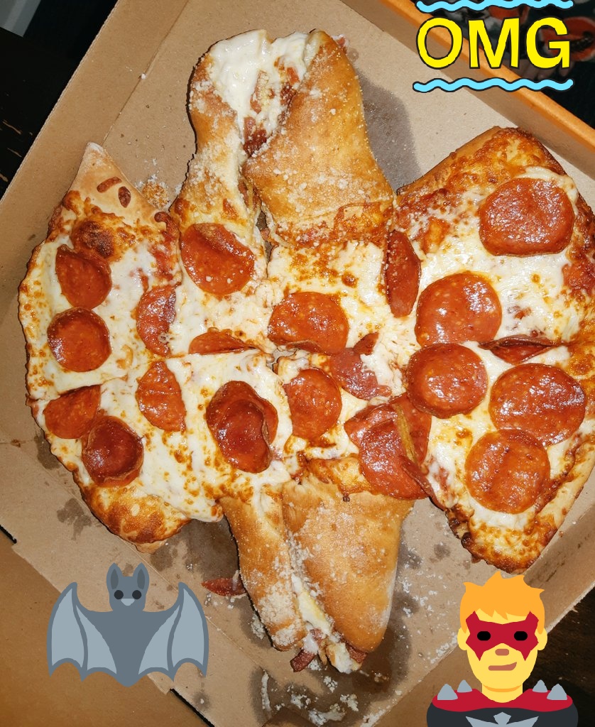 illperception's tweet image. #Batman #pizza 
#littleceasars