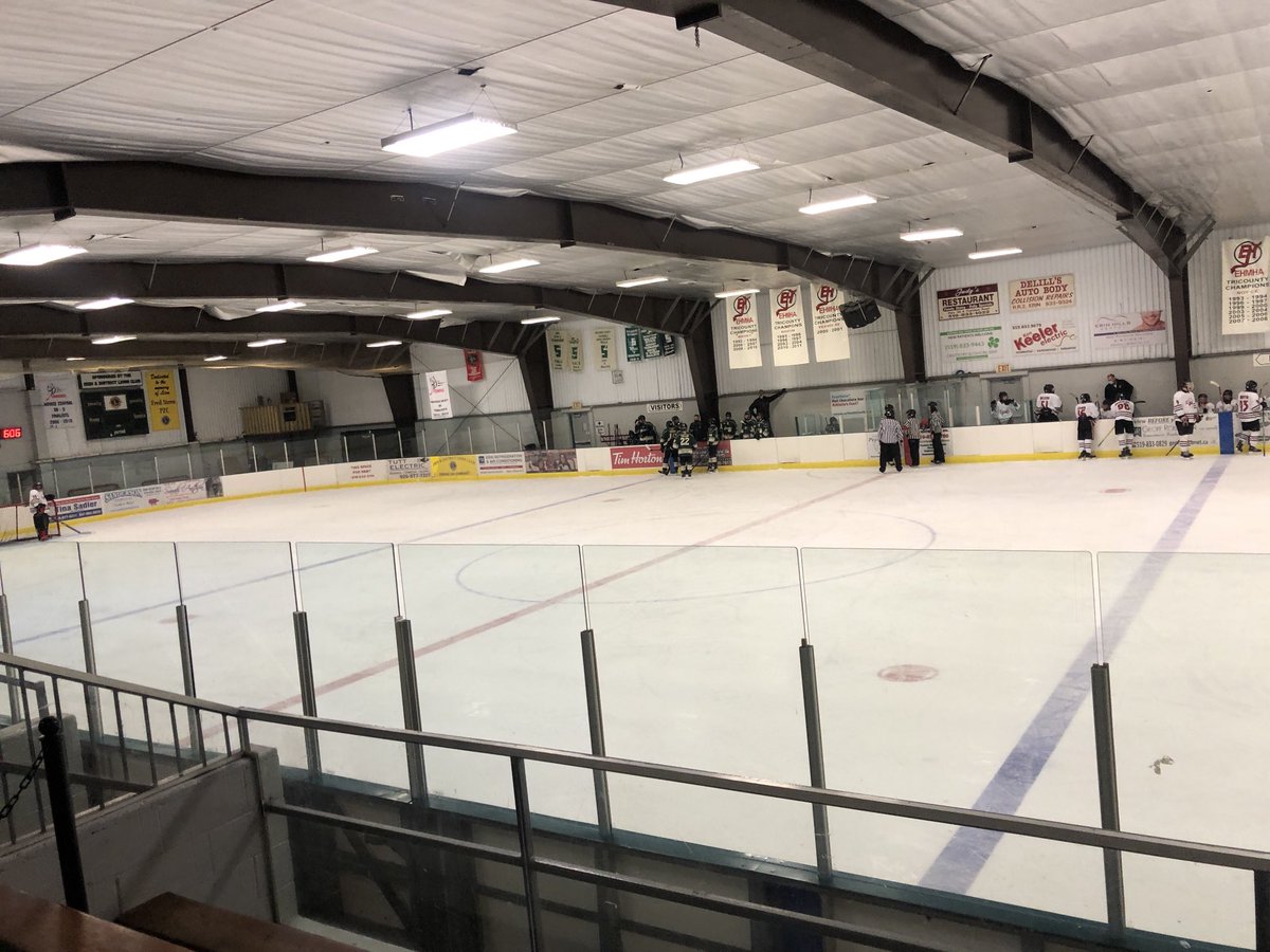 ⁦<a href="/TownofErin/">Town of Erin</a>⁩   Maybe it’s time to fix the clock at Centre 2000.This problem was happening two maybe three years ago! And while your at it some fresh netting and red paint on the nets would be a great idea as well! Likely would cost the same as putting up the sign out front