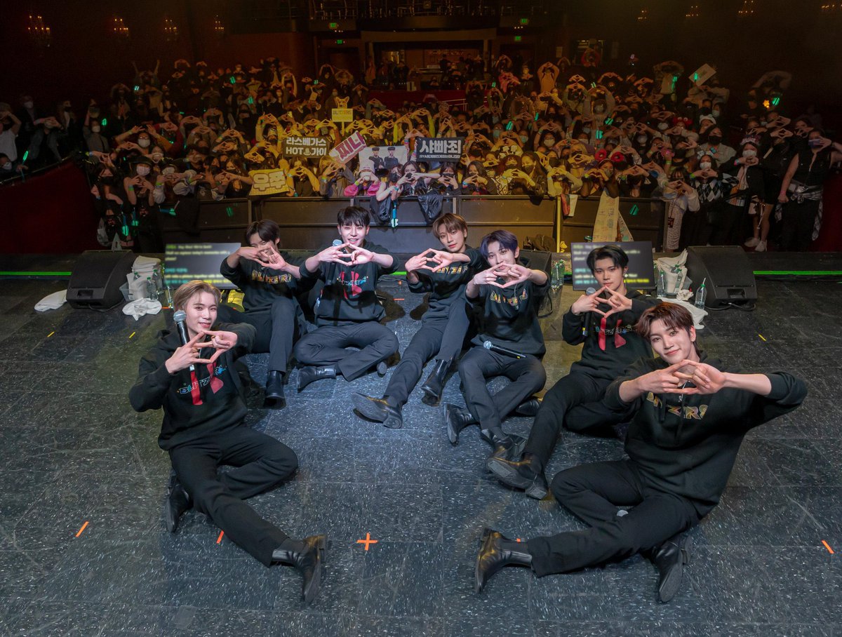 blitzersLA's tweet photo. Thank you so much for coming and participating in our projects Blee! We will be back to update you on any future BLITZERS LA events!! (๑˃ᴗ˂)ﻭ
#BLITZERS_Check_in_LA #BLITZERSinLA @WUZO_BLITZERS https://t.co/qOxTKckjka
