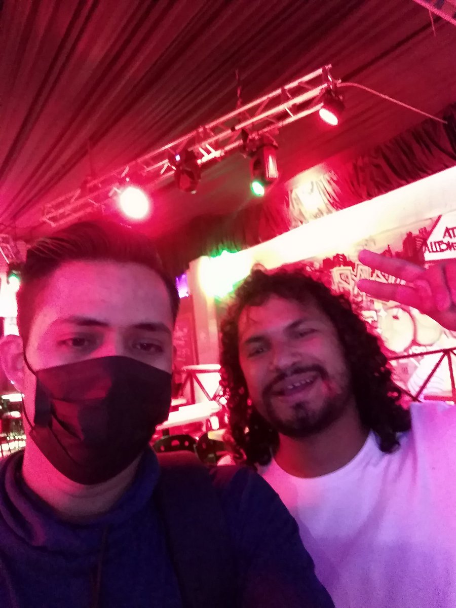 Aquí con el gran <a href="/NOIZILLA/">NOIZILLA</a> en el Barrio Fino donde entra gente fina 👀👀👀🔥🔥🔥