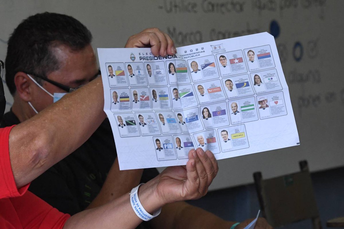 nacion's tweet photo. Abstencionismo llega a 41%, el más alto en una primera ronda en seis décadas https://t.co/3VgdGfAau1 https://t.co/R5MMZHiJbp