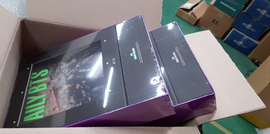7FILMSSHOP's tweet photo. #7FILMSupdates
ARRIVED AT KR ADDRESS
- BTS 2022 SEASON'S GREETINGS
- ENHYPEN DIMENSION: ANSWER (Weverse)
- ENHYPEN DIMENSION: ANSWER TINGI
- ENHYPEN DIMENSION: ANSWER (JAN.) https://t.co/erwuq6ykV8
