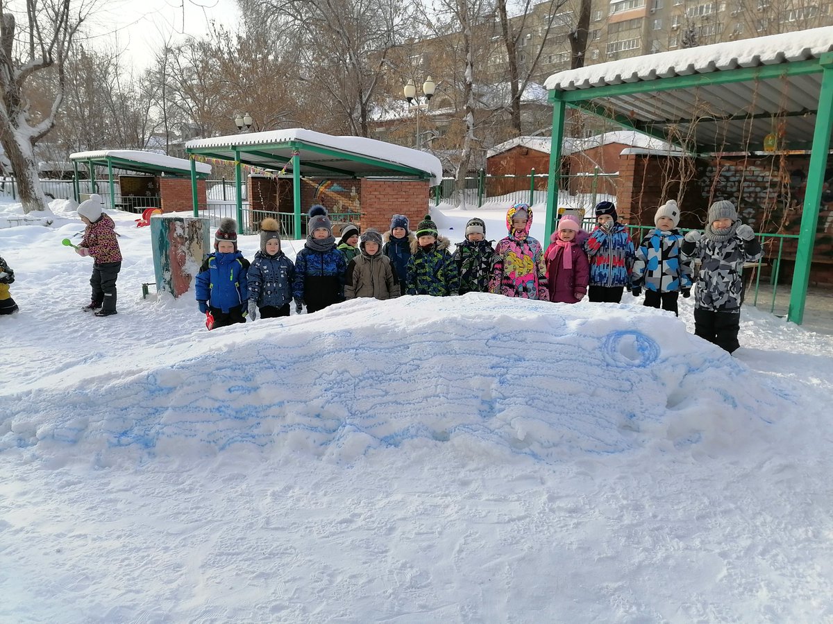 PCtEazqhqNFUCOC's tweet photo. На участок к нам заплыл, 
Синий, синий, синий КИТ! https://t.co/fY7ug7nsd4