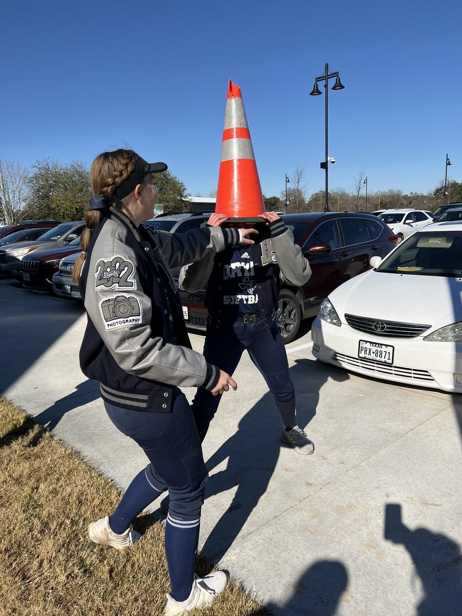 CoachKG_'s tweet photo. Never a dull moment. https://t.co/VGUY0Ndvym