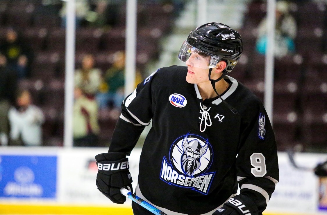 Huge shout out to BH’s Chase Freiermuth on the GW 🚨Friday and Saturday night this weekend for the St. Cloud Norsemen - that a boy Chase 👊