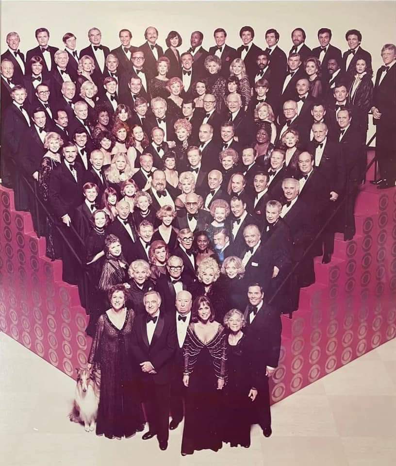 ChrisMoiphman's tweet photo. @GloriaCampos if you can identify more than five, then consider yourself old supposedly. I sure can. https://t.co/WWeu8vyYiU