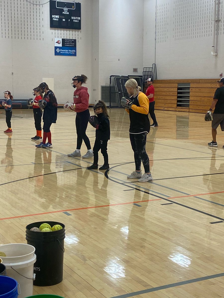 Another great weekend with <a href="/CoachTonyMedina/">Medina Softball Clinics</a>! Always love helping you and the kids but still getting in extra reps! <a href="/OhioHawks/">Ohio Hawks</a> <a href="/coachmegsmith/">Megan Smith Lyon</a> <a href="/c_lyon22/">Corey Lyon</a> <a href="/Maddie_Holub/">Maddie Holub</a> <a href="/HerdSB/">Marshall Softball</a>