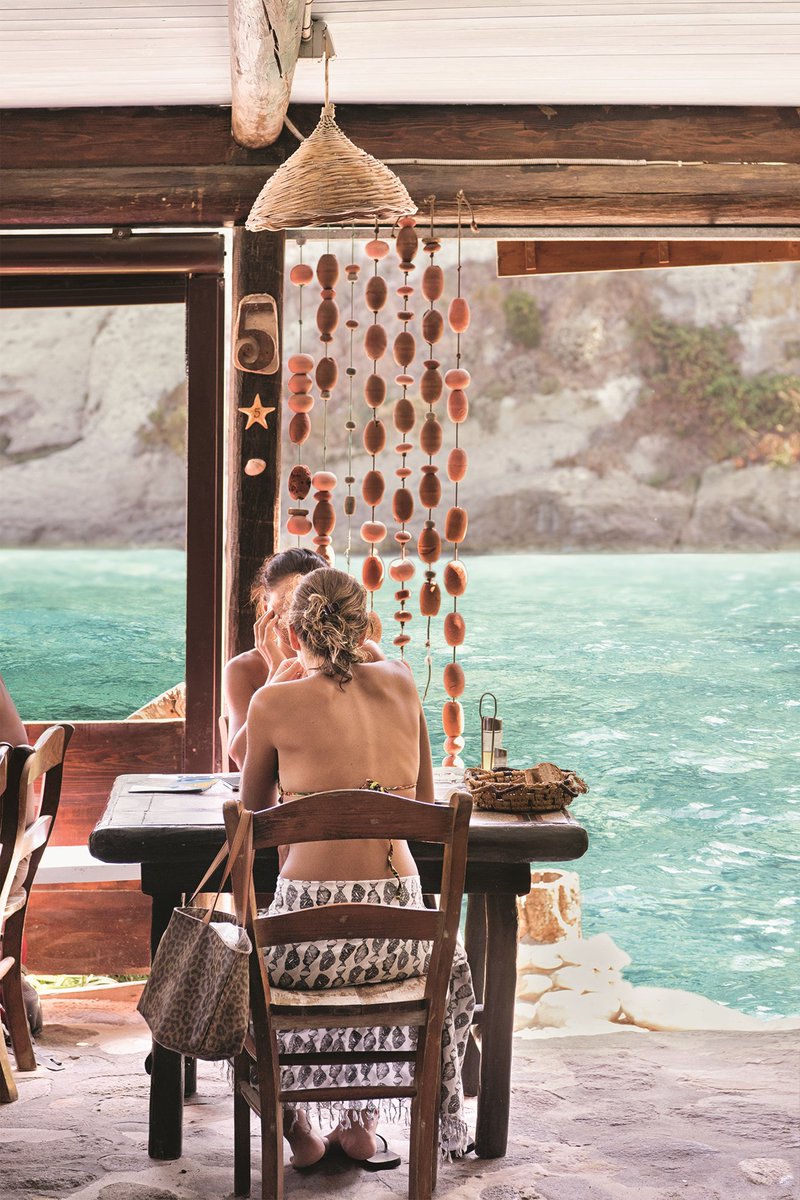 Condé Nast Traveller tweet media