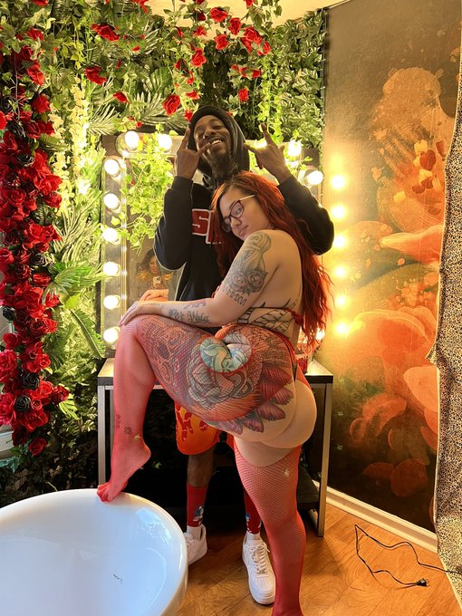 Hi friend @jetwavythegoat https://t.co/9QfeqoqLMb<a class="tags" target="_blank" title="On Twitter" href="/?out=eyJ0eXAiOiJKV1QiLCJhbGciOiJIUzUxMiJ9.eyJpYXQiOjE3MTgyMzYyNzEsImlzcyI6InR3cG9ybnN0YXJzLmNvbSIsIm5iZiI6MTcxODIzNjI3MSwiZXhwIjoxNzQ5NzcyMjcxLCJyZWRpcmVjdF91cmwiOiJodHRwczovL3R3aXR0ZXIuY29tL2pldHdhdnl0aGVnb2F0In0.aY3uclh95lfPQp15pXRQd7yJzw0hFgEbCrrzoiMLS2pqOD0SFEBbo8Di4csoDl7-AV1ZCt-yUX2cVU6t6jZYIg">@jetwavythegoat</a><a href="/tag/santana4inked"class="tags"><span>#santana4inked</span></a>