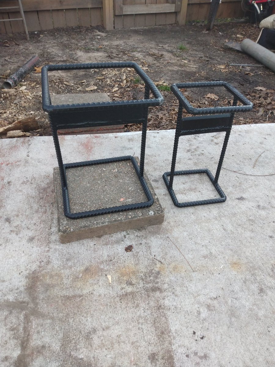 theglorywelding's tweet photo. Safely cut your firewood logs. Place firewood in the center opening of the wood splitter and hit with a hammer. Opening for wood logs up to 9"
Small $70 (6"x12") Large $100 (9"x12)
MATERIAL&amp;SIZE: The product is made of rebar iron which makes it very strong! https://t.co/3xYXMTTAs2