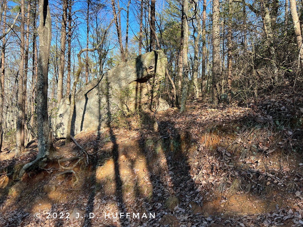 JDHuffmanPAW's tweet photo. Photos from today’s hike up #CrowdersMountain with two members of the Pro-Alert Weather Team.
#ncwx #cltwx #JDHuffmanHWS #GastonCounty #MeteorologyStudent #ProAlertWeatherTeam #Outdoors @ProAlertWeather https://t.co/PlcpQWr2Dx