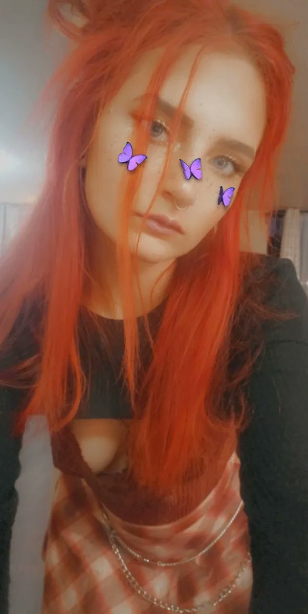 SkarlettSkyxoxo's tweet photo. Just had a shower and now I'm squeaky clean! ... How long do you think until I'm filthy again?😏😏😈

#escort #kelownaescort #independantescort #blueeyesthickthighs #girlswithredhair
#perb #leolist https://t.co/qjUcDh2HK1