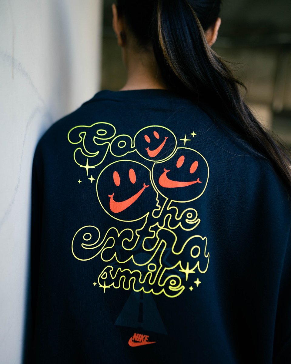 Shiekh's tweet photo. Go the extra smile with Nike 😀
🛒: Sportswear Fleece Sweatshirt
https://t.co/CfbadZoNFE
#Shiekh #Nike #Sportswear #NikeWear #NikeSportswear #Sweatshirt #Gotheextrasmile #Smile #Smiley #Sportswear #Womens #Fleece #Winter #WinterFashion #Streetwear #Athleticwear https://t.co/2FNuHkFKgW