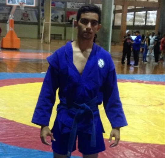 CriterioDep's tweet photo. SAMBO DE PLATA

José Guevara, en la división de los -58 kg de la disciplina de Sambo obtuvo una nueva medalla para el estado Cojedes, el cojedeño llegó a la final tras superar a los representantes de Carabobo, Zulia y Bolívar

#CriterioDeportivo
#JuegosNacionales2022 #Class98.7FM https://t.co/nmpPFsM7Sz