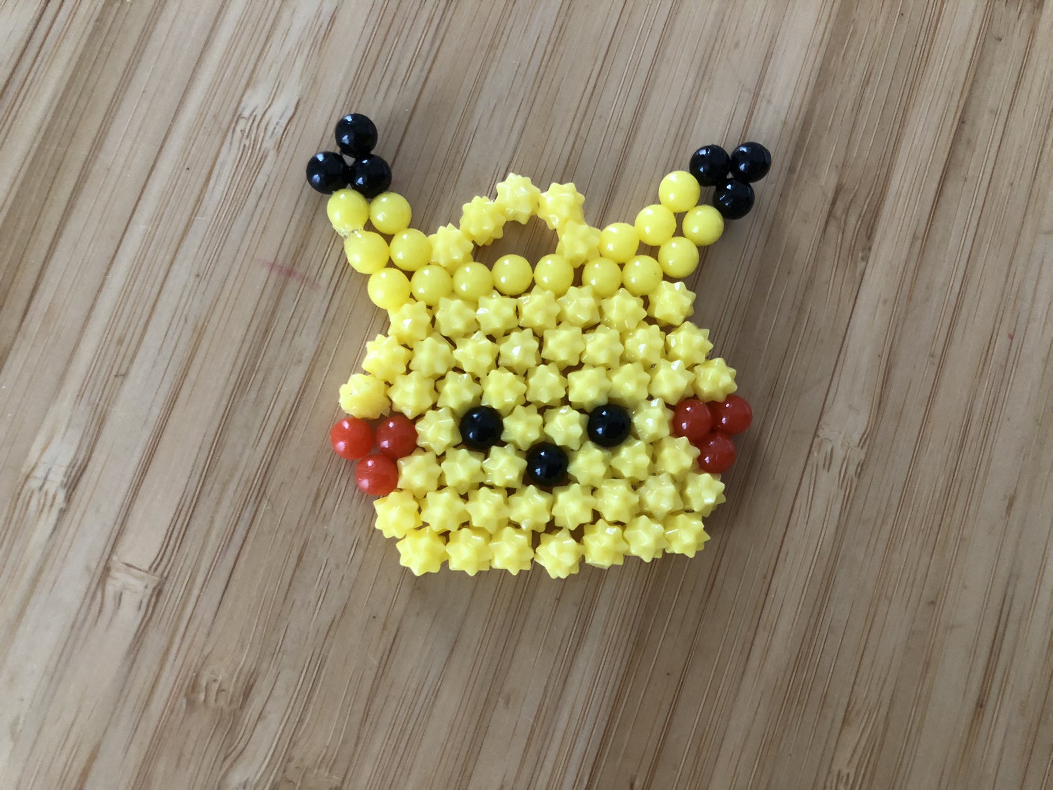 Yururi Su Twitter おうち時間が増えると アイロンビーズやアクアビーズ作りに励む子供達 ピカチュウ可愛い 前より創造力が手先が器用になってきたような 子育て アクアビーズ アイロンビーズ ポケモン ピカチュウ T Co G44uqmpwqe Twitter