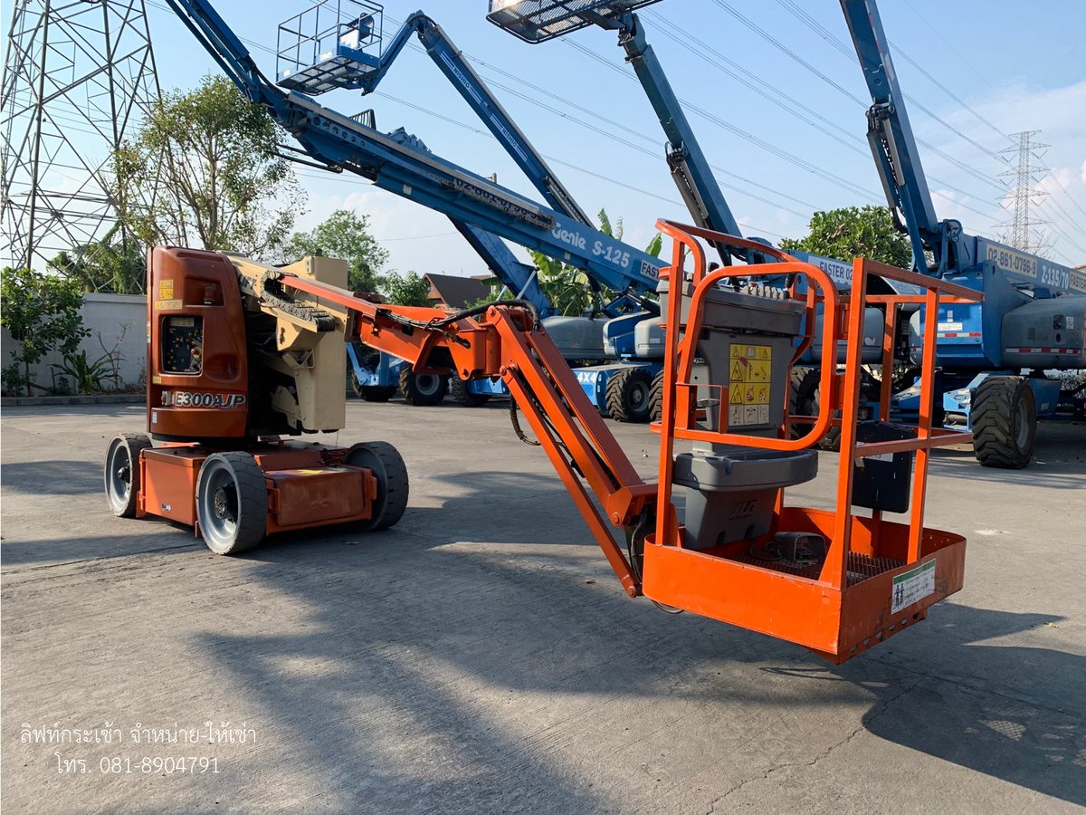 FasterEntprise's tweet photo. JLG E30OAJP บูมลิฟท์ไฟฟ้า
     ⇛ ทำงานได้สูงสุด  10.97 เมตร
     ⇛ รับน้ำหนักได้มากสุด 230 กิโลกรัม
.
#ลิฟท์กระเช้า #ให้เช่ารถกระเช้า  #boomlift #jlg #jlglift #thailand  #Fasterent #รถกระเช้า  #เช่ารถกระเช้า #บูมลิฟท์ #บูมลิฟท์ไฟฟ้า #ให้เช่าลิฟท์กระเช้า  #telescpicboom https://t.co/2qMs2TLA1I