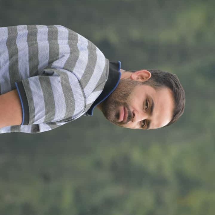 GakharAmjad's tweet photo. #NewProfilePic https://t.co/UUK4BBf4vf