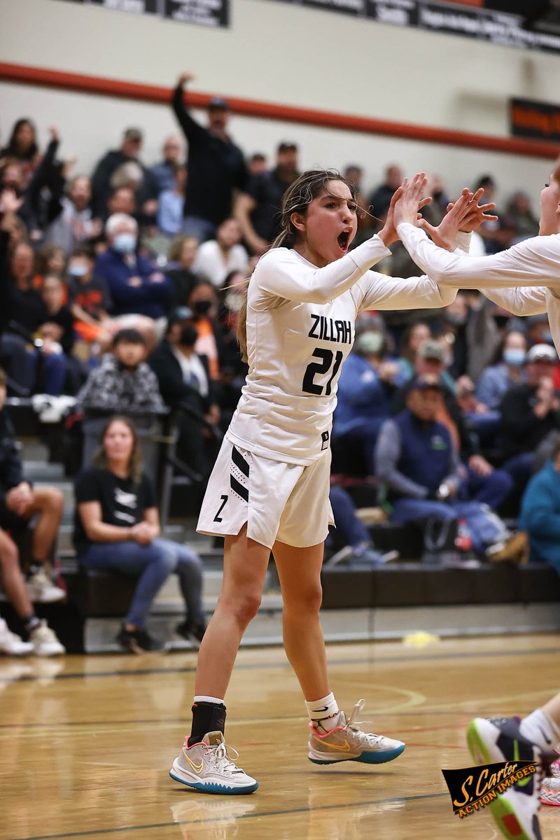 SCActionImages's tweet photo. After making thousands of basketball photos, ones like this keep me going. After a great athletic play (even if the basket wasn’t counted) Zillah’s Kassy Garza celebrates while her father jumps to his feet in the background. #seasonpass #zillahleopards https://t.co/PQpOW3eBTK