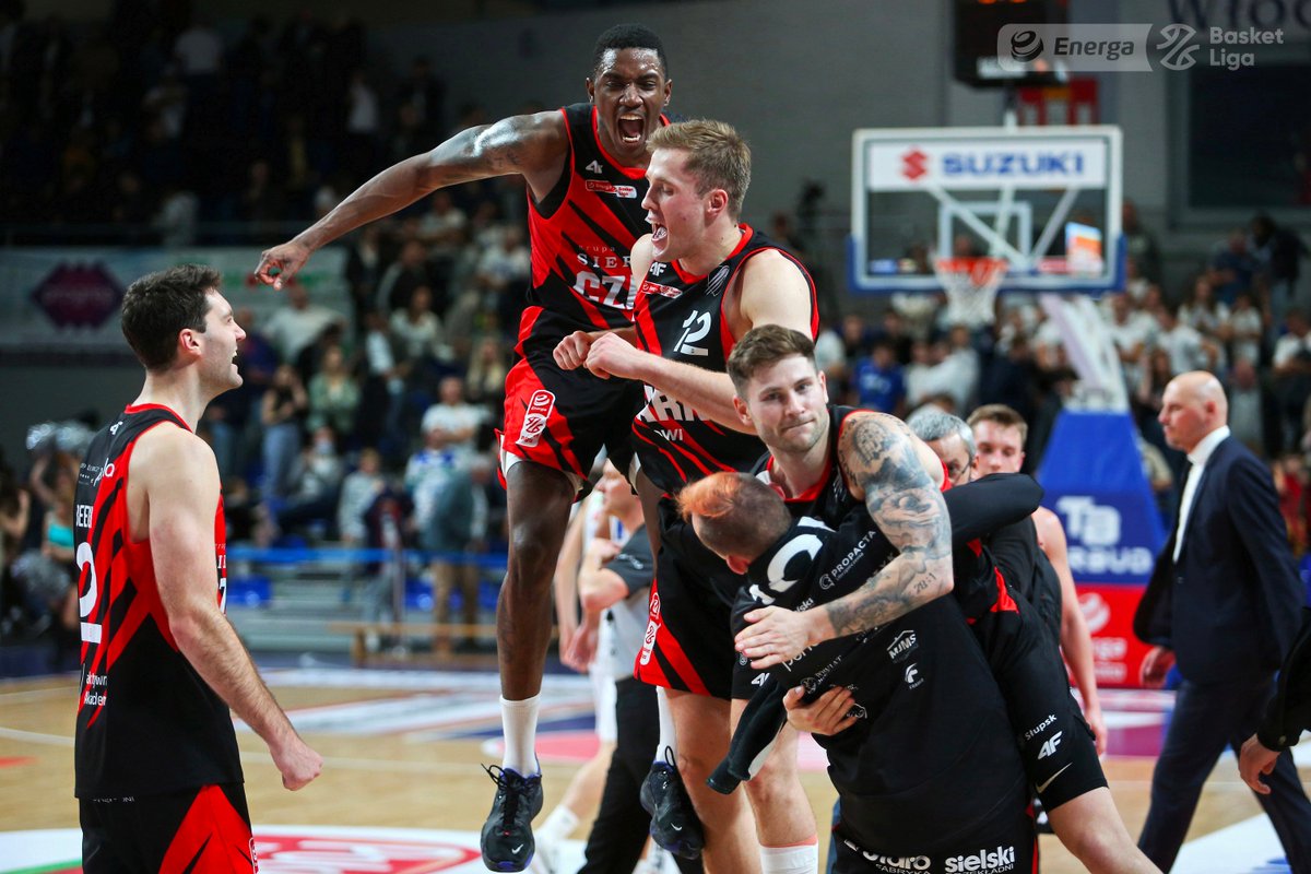 asunpros's tweet image. 😤 ask me how i'm doing because i'm 🆙 right now  

#UNFinishedBusiness