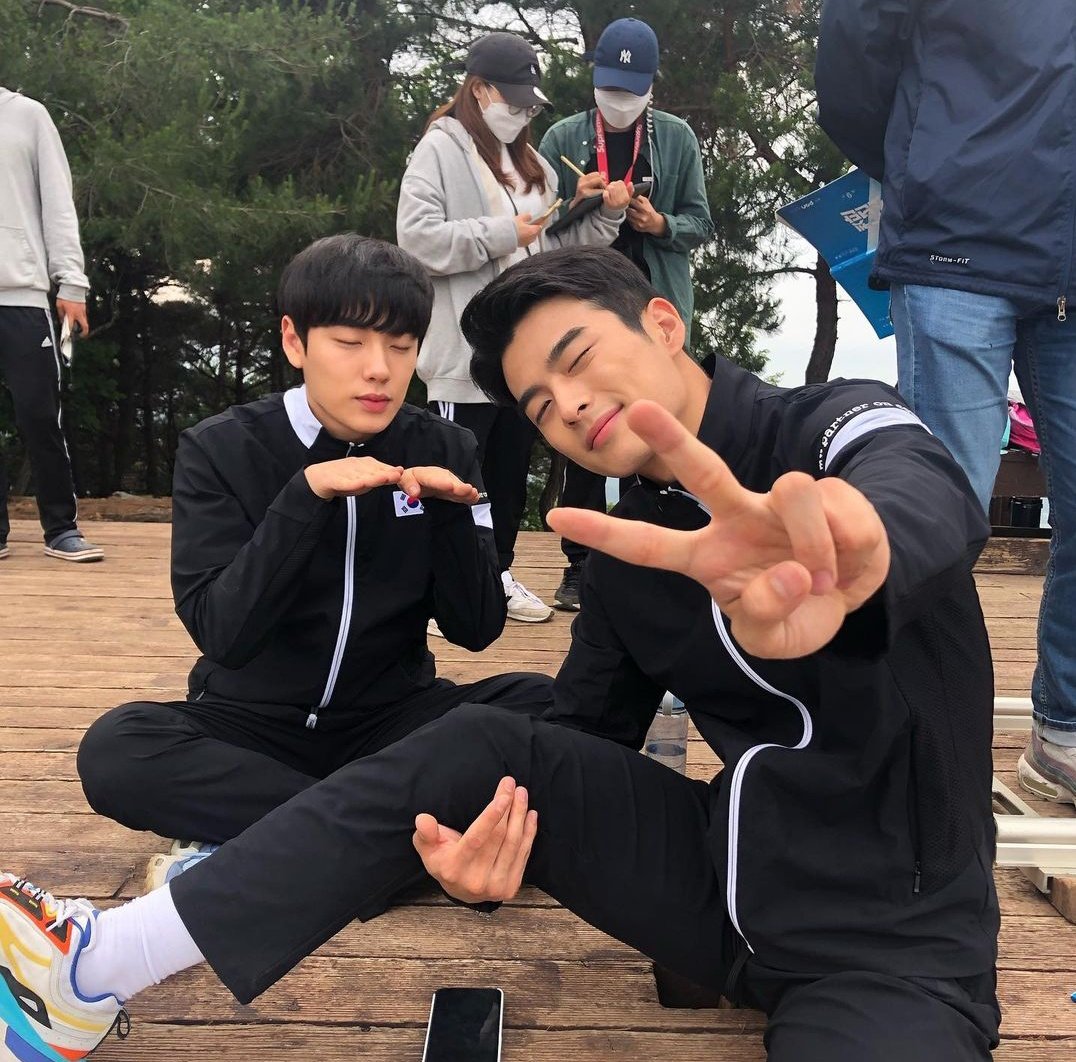 forsonsangyeon's tweet photo. #SonSangYeon with #YoonHyunSoo during #RacketBoys filming 🏸

#손상연 https://t.co/sGBraM2bWe