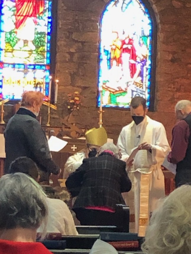 BishopJoseWNC's tweet photo. After having a few visits canceled due to covid and severe weather, it was good to get back out today and be with the people of St. Paul's, Edneyville. Thanks to all for a joyful visit and for the warm welcome! https://t.co/qfgIA86Ear