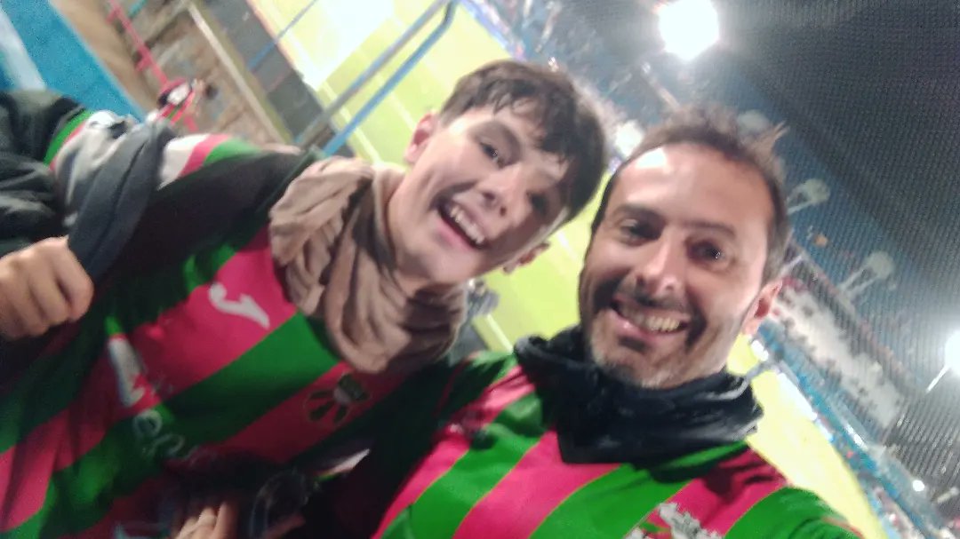 RapettiAndres's tweet photo. Ensopados, eufóricos y agradecidos. Otra alegría verdiroja ... Maldonado siempre 💪 🟩🟥 ...seguimos haciendo Historia. Vamos Depor!!! @maldosad @CDMeSports @CDMformativas https://t.co/NXKlwTUTyr