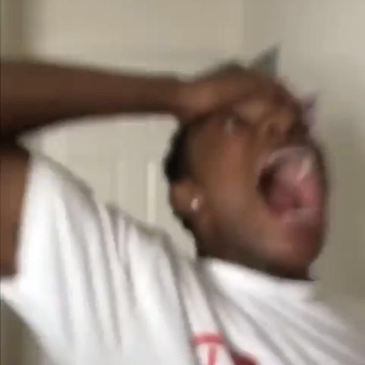 JULES SAYING “i love you rue” LIKE SHE DIDNT CHEAT ON HER?!!?!?? #euphoria