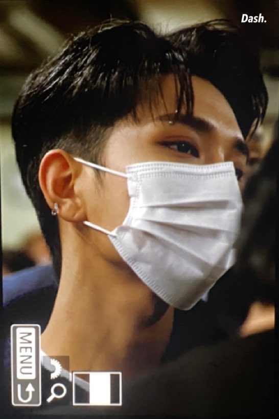 thinkabtjhc's tweet photo. I don't think anyone should ever shut up about 211022 Joshua Hong 

@pledis_17 #세븐틴 #조슈아 https://t.co/4uryTzzDzz