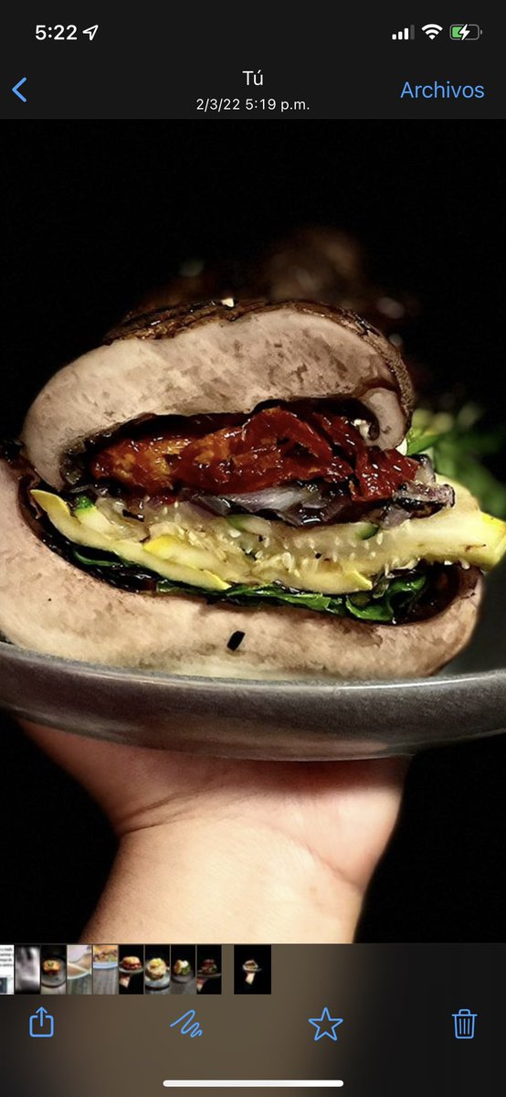 Portobello Burger by YU <a href="/YUDIMIG/">YUDIMIG PUCHE</a> #Vegan #ViveSabroso