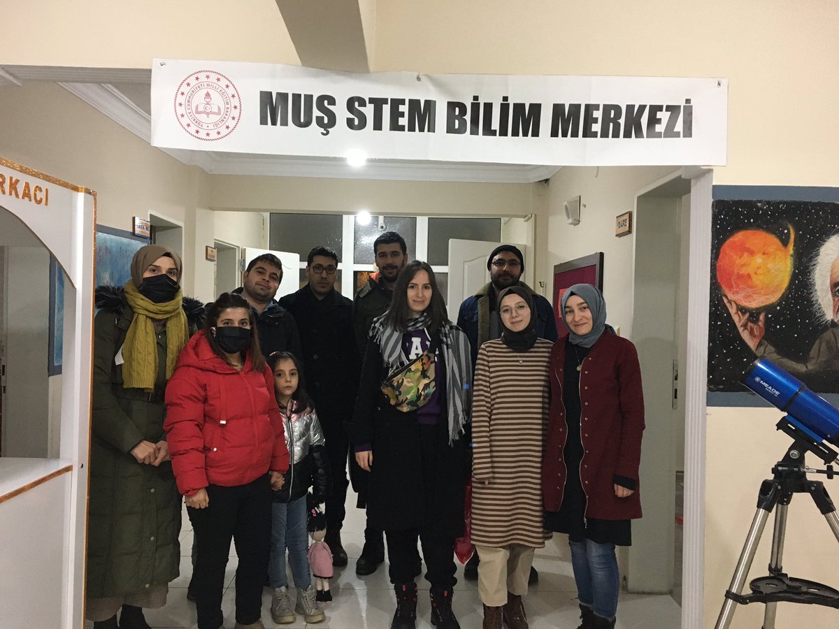mus_stem's tweet photo. 3D tasarım ve üretim kursumuz öğretmenlerimizin katılımlarıyla tamamlandı. Öğretmenlerimiz kendi alanlarında ihtiyaç duydukları nesneleri ve materyalleri hazırlayabileceklerdir. 🤗 @MusMilliEgitim1 @EnverkV @TCMusValiligi @tcmeb #3dtasarım #bilişimleüretim #stem #arge #muş https://t.co/v5FpUlgbrA