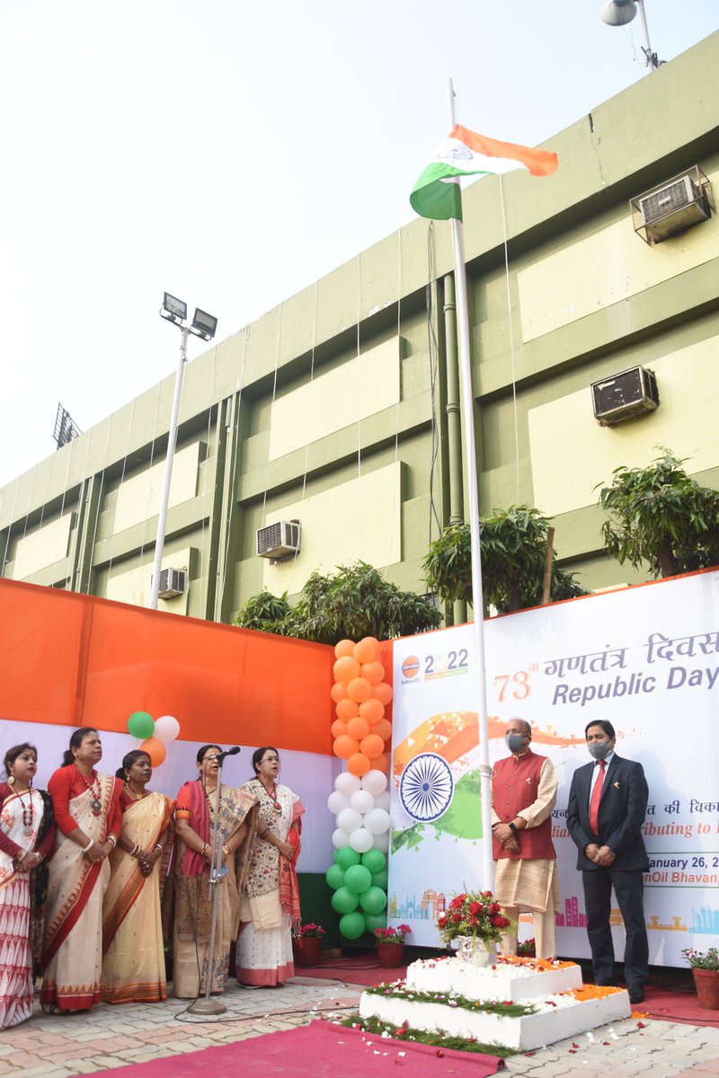 Celebrating Republic Day at IndianOil Bhavan Kolkata, in presence of Shri A C Ghosh, ED(RS) ER and Shri P Bharat ED&amp;SH WBSO. A tribute to all, who helped India become a Vibrant, Democratic Republic in the year of #azaadikaamritmahotsav. Wishing all a Happy Republic Day