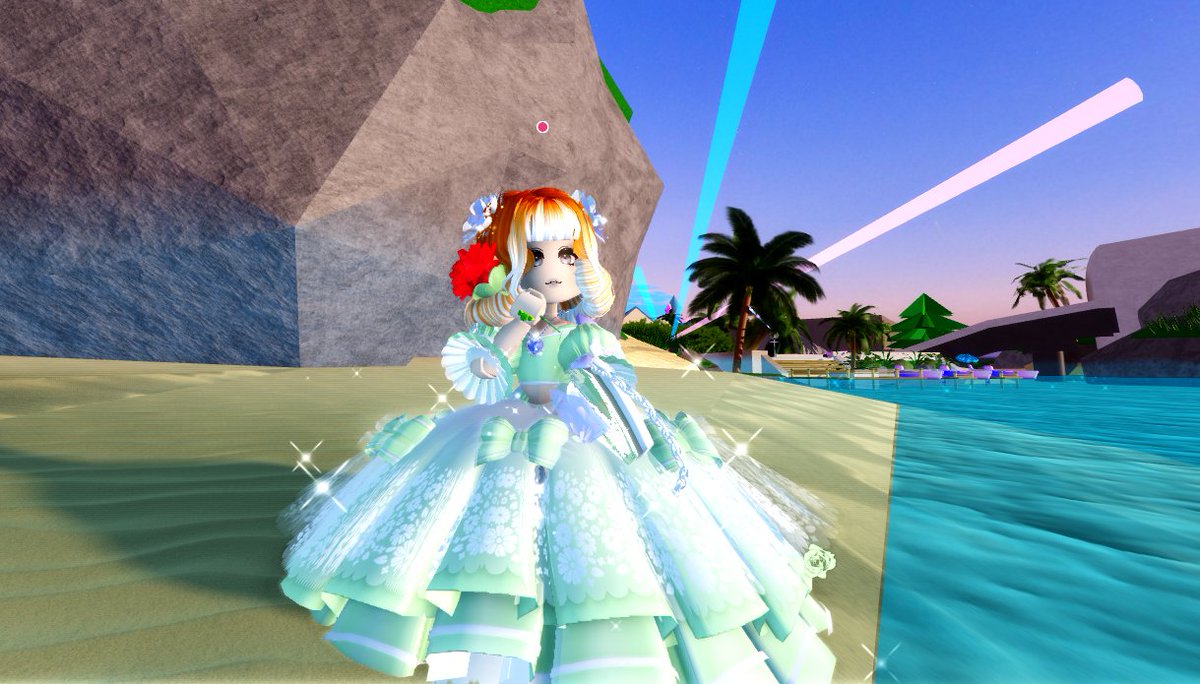 cuteqt__'s tweet photo. iconic #royalehigh #rhphoto #RH https://t.co/KHrsxocrqk