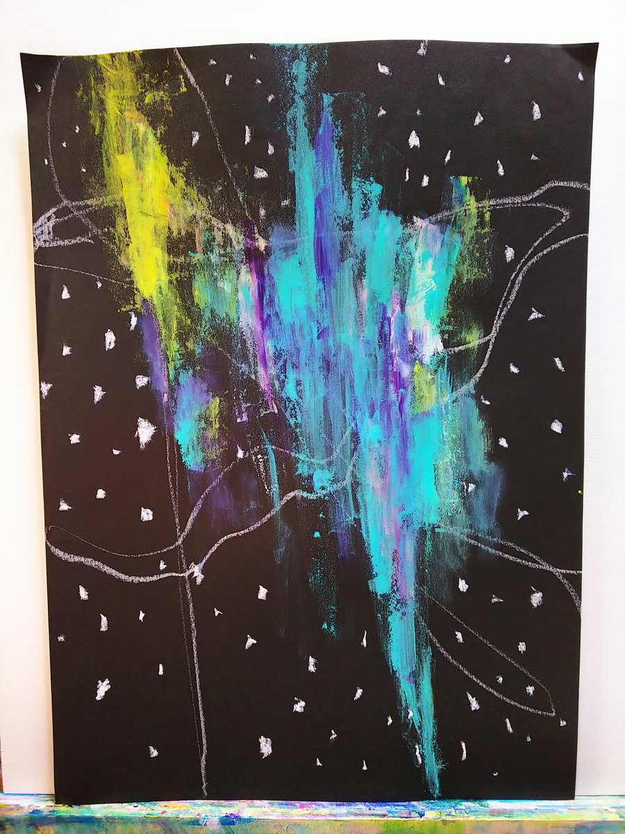 mayumi_trsw's tweet photo. 「雪の夜」
色画用紙にアクリル絵具、オイルパステル/540×380㎜
#drawing https://t.co/sTnnIVC0wC