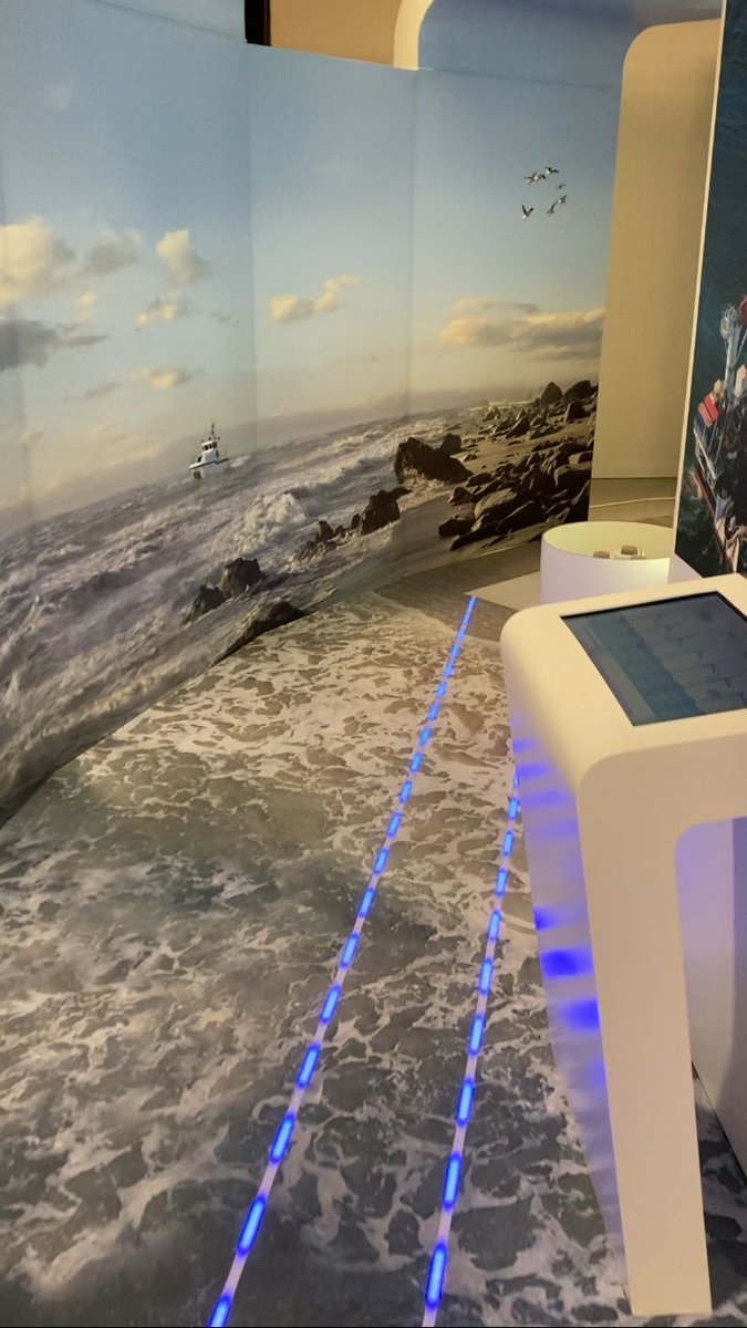 RTE_nord's tweet photo. Notre showroom se prépare à accueillir les visiteurs dès que possible ! 

Vous pourrez y découvrir le nouvel espace "mur des territoires" en lien avec la transition énergétique mais aussi notre espace consacré aux EMR 🌊
↪️ https://t.co/6lWNDBasBJ https://t.co/9i14cu4kKY