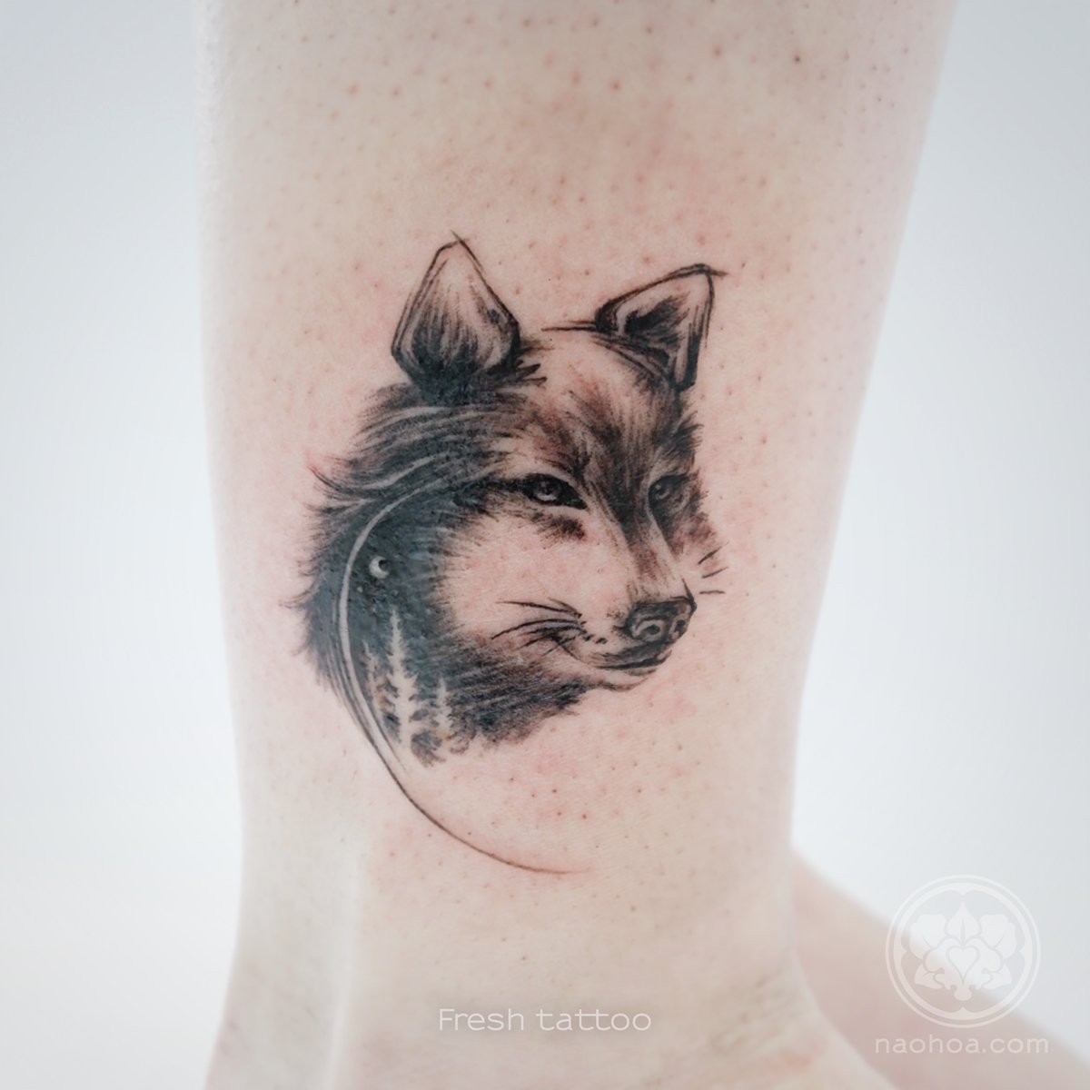 Let out your inner wolf! 🐺

Congrats on your first tattoo, Jane~ 👏✨

#firsttattoo #wolftattoo #femaletattooartist #cardiff #cardifftattoo #tattoocardiff #wales