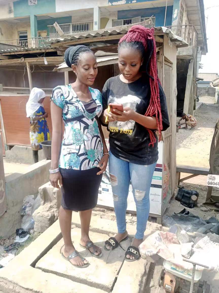 ChachaApp's tweet photo. People across #9ja are using ChaCha now!!
Download #ChaCha from #PlayStore, #HUAWEISTORE and #PalmStore to enjoy our service. https://t.co/0qTDYJ9rZh