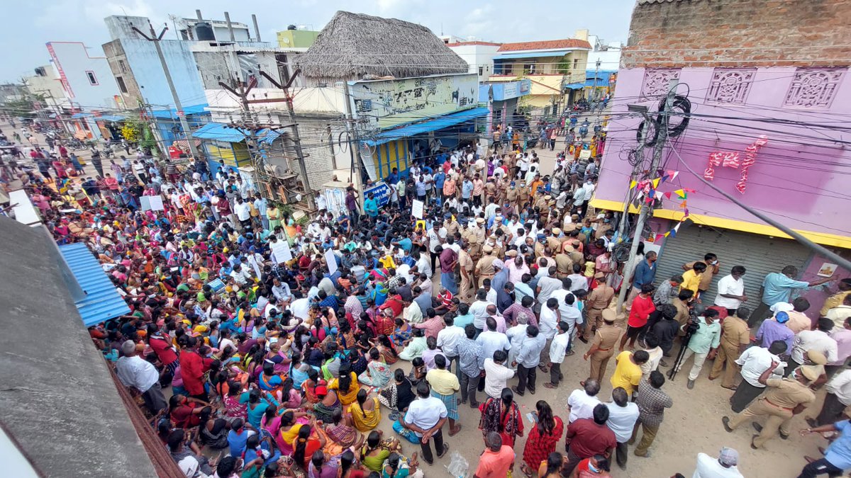 JSaraswathy1's tweet photo. Please #saveBethelNagar 🙏 @CMOTamilnadu @mkstalin @chennaicorp https://t.co/Qw3ONSCl6Z