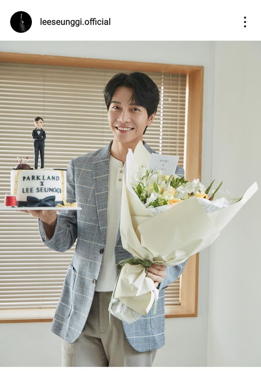 DionaAiren's tweet photo. LEE SEUNG GI IG UPDATE. 😍

#이승기
#LeeSeungGi https://t.co/GSATD8rXqJ