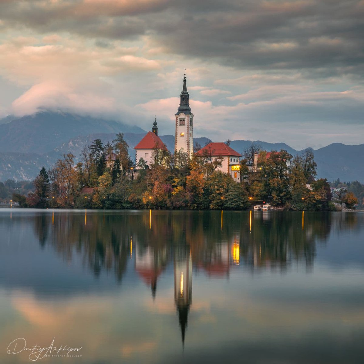 d_arkhipov's tweet photo. N14  #Slovenia and Lake #Bled.  

This is an Incredible place in the center of Europe and beautiful photography location. https://t.co/Hc4uHeT93V