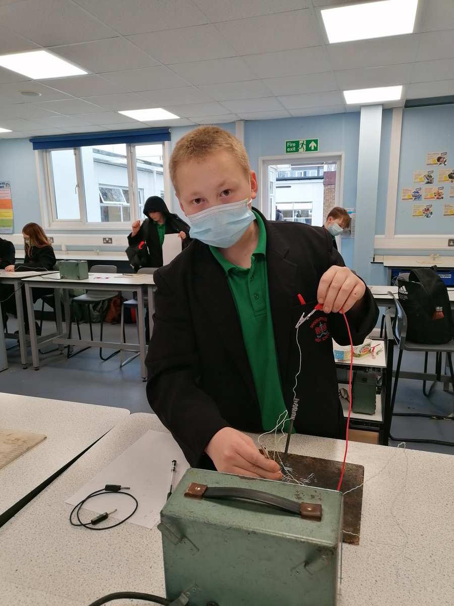 ScienceDep_SHS's tweet image. We had fun investigating the strength of an electromagnet in science club today.